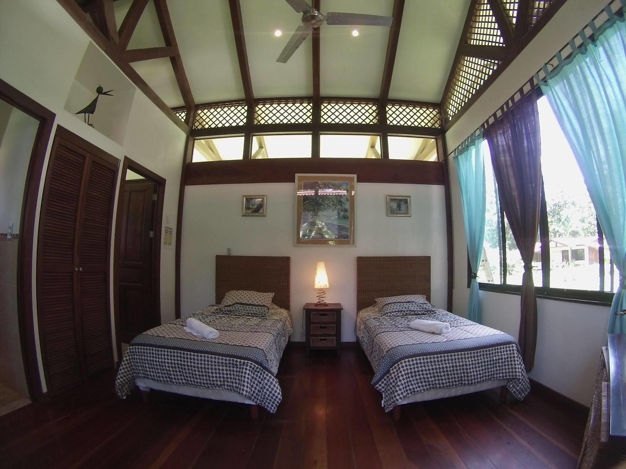 Kenaki Lodge Puerto Viejo de Talamanca Kültér fotó